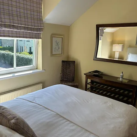 Riverside Snug * Kenmare