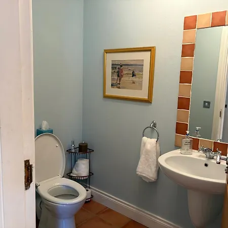 3 Bedroom Townhouse In The Heart Of