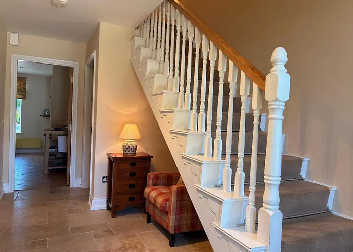 3 Bedroom Townhouse In The Heart Of *